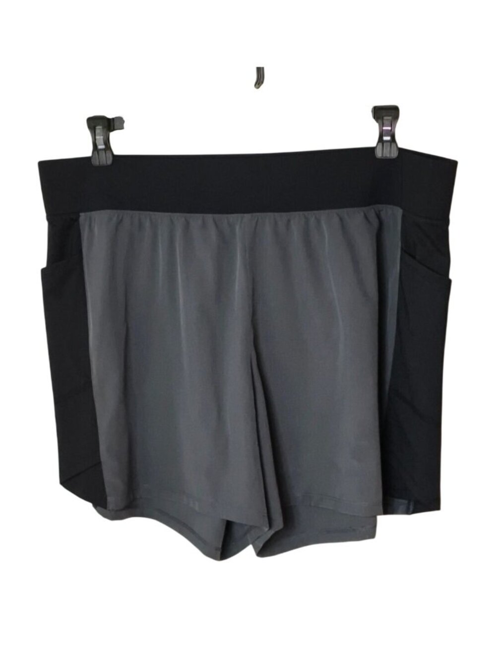Tek Gear Womens 1X Active Shorts Black Gray Tummy Control DryTek Pockets Sporty